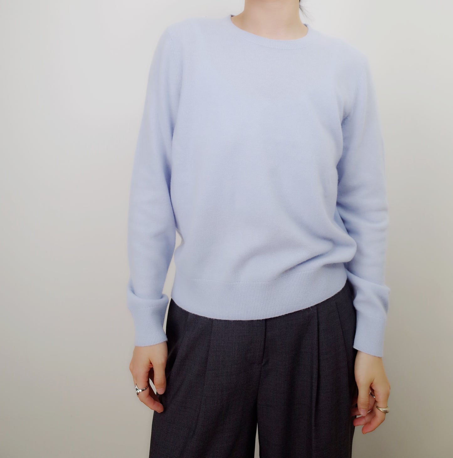 ASTA WOOL CASHMERE BLEND COMFORTABLE CREW KNIT